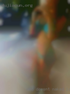 Who doesn't naked love to have girls it.